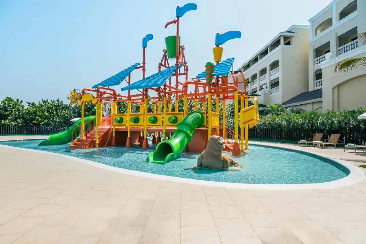 ***** Resort Iberostar Selection Rose Hall Suites (Adults Only) Montego Bay Jamaica